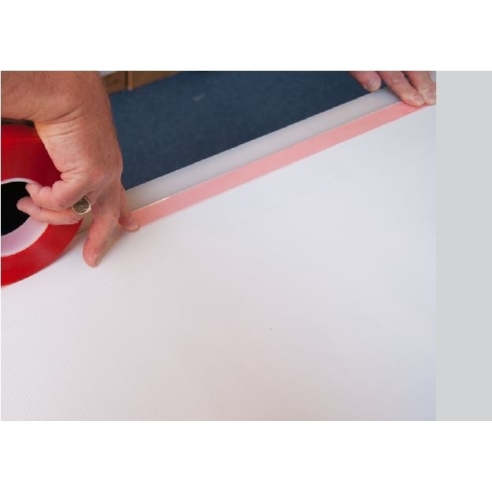 Banner tapes - tesa® 51966 double sided tape in use